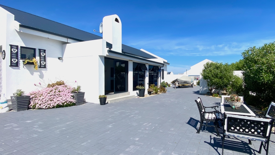 3 Bedroom Property for Sale in Atlantic Shores Beachfront Estate Western Cape